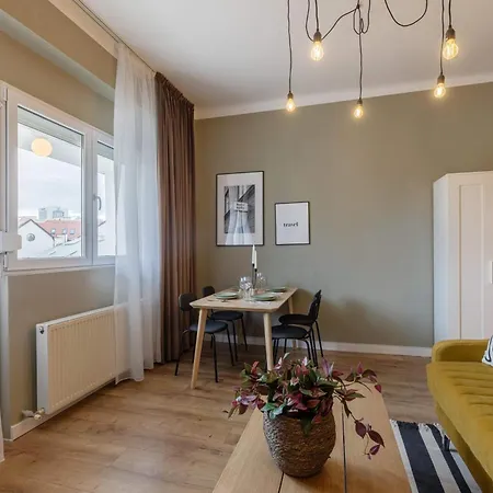 Efficient On Calea Victoriei - Smart Layouts & Access * Bukurešť