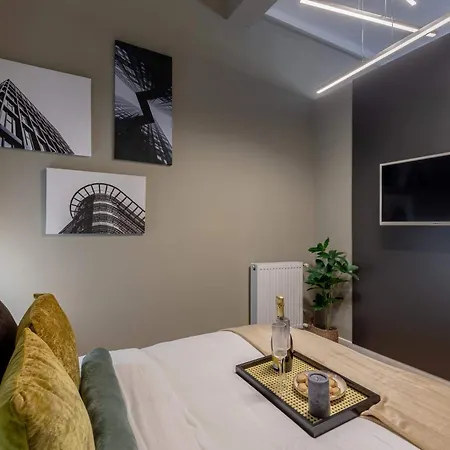 Efficient On Calea Victoriei - Smart Layouts & Access Apartmán